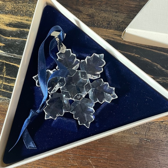 Swarovski 1996 Christmas ornament in box.  Rare. - Picture 11 of 17